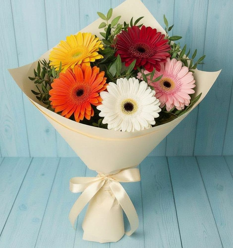 Букет цветов из: Герберы в Вершину Тёи