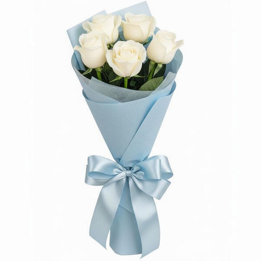 Букет 5 Белых роз Проуд в Вершину Тёи