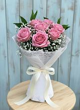 Букет цветов из:  Розы #REPLACE_PRED# Вершину Тёи