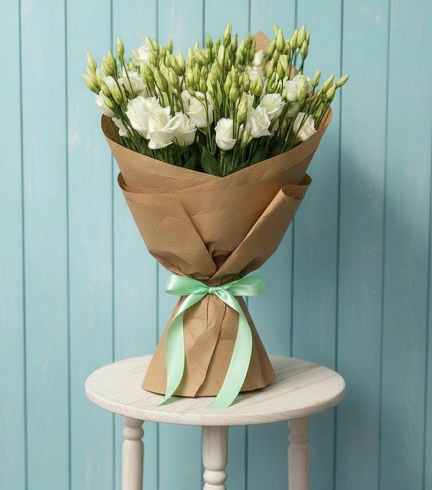 Букет цветов из: Лизиантусы в Вершину Тёи