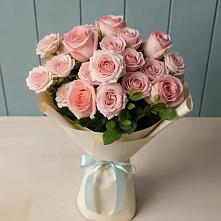 Букет Розовый шарм в Вершину Тёи