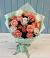 Букет цветов из: Розы в Вершину Тёи