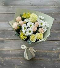 Букет цветов из:  Альстромерии, Розы и Хризантемы в Вершину Тёи